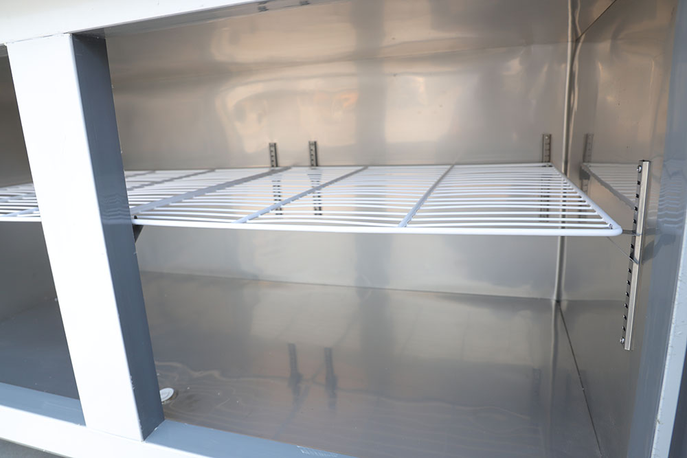Best Selling Stainless Steel Refrigerated Pizza Table Sandwich Counter Bar And Restaurant Pizza Preparation Table