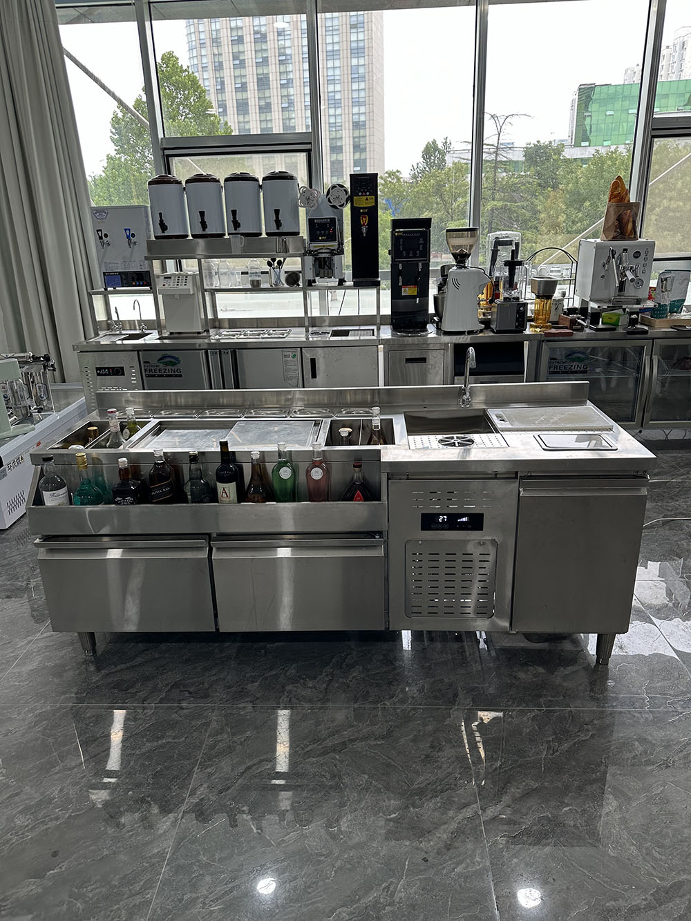 Advanced Professional Cocktail Bar/bartender Service Desk with Stainless Steel Countertops.