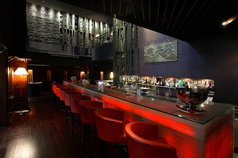 bar