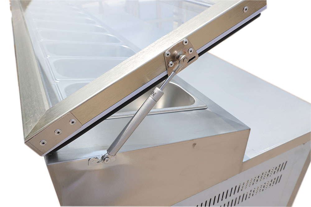 Factory Sale Commercial Kitchen Refrigeration Equipment Pizza Sandwich Prep Table Counter for Pizza Shops for Food Preparation